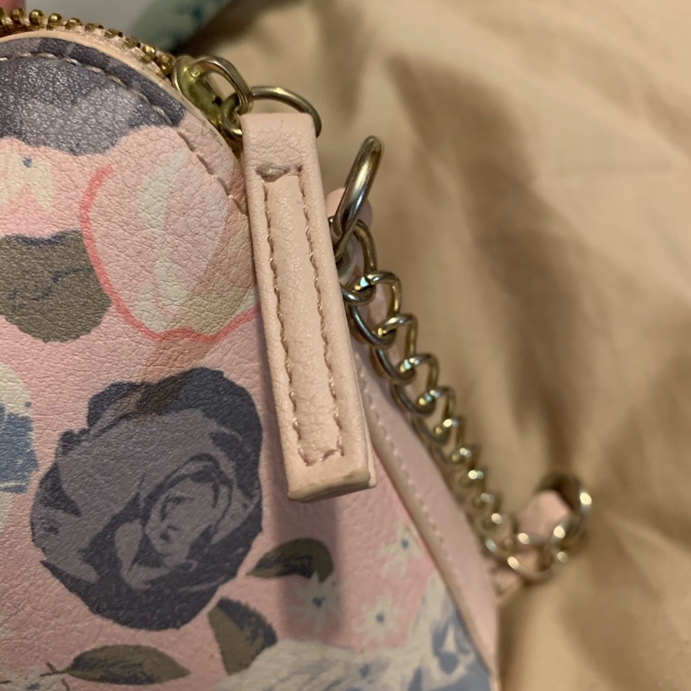 purse - Picture 4 of 6